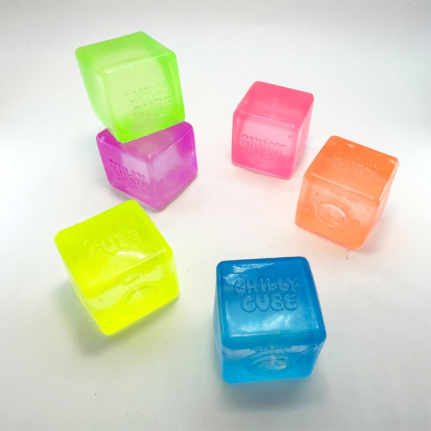 Mini Chilly Cube Gummy Countertop Capsule Display(5cm L40)