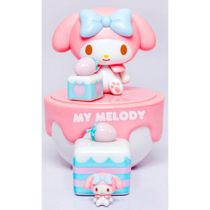 [Random] Sanrio Strawberry Cake Surprise Gift Box