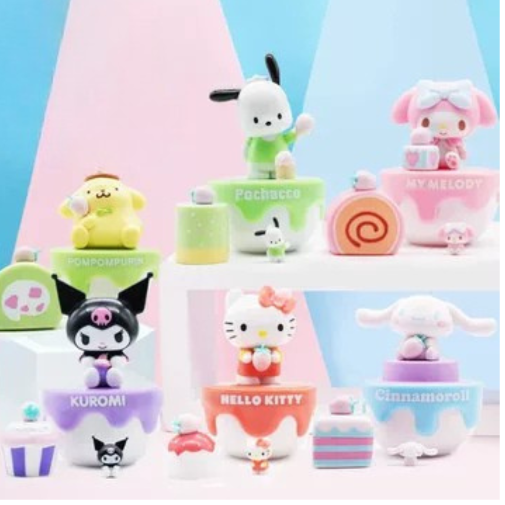 [Random] Sanrio Strawberry Cake Surprise Gift Box (6 styles - Price per piece