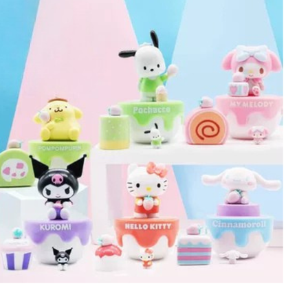 [Random] Sanrio Strawberry Cake Surprise Gift Box